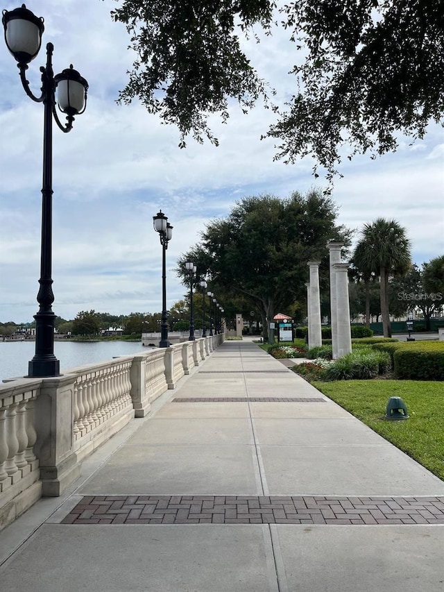 view of property's community featuring a water view