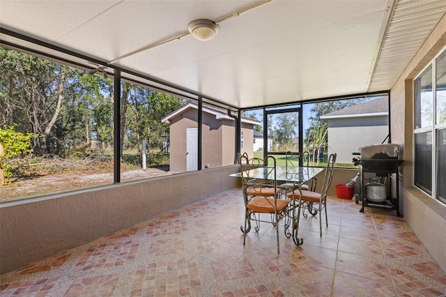 view of unfurnished sunroom