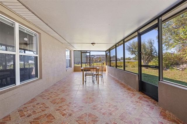 view of sunroom / solarium