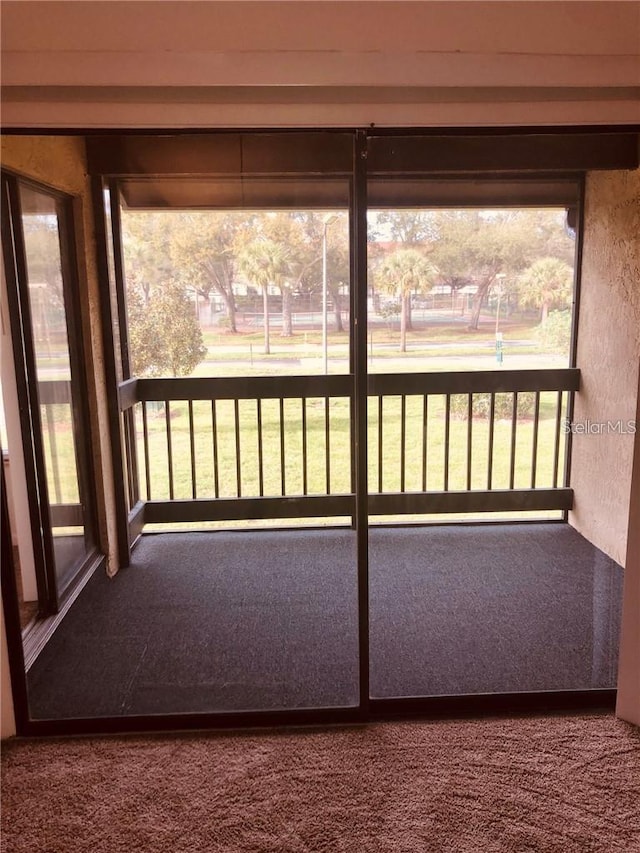 unfurnished sunroom with a healthy amount of sunlight