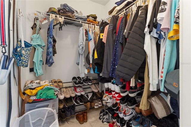 825 Desmoines Pl, Kissimmee, FL 34759 - view of spacious closet