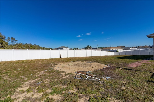 825 Desmoines Pl, Kissimmee, FL 34759 - view of yard