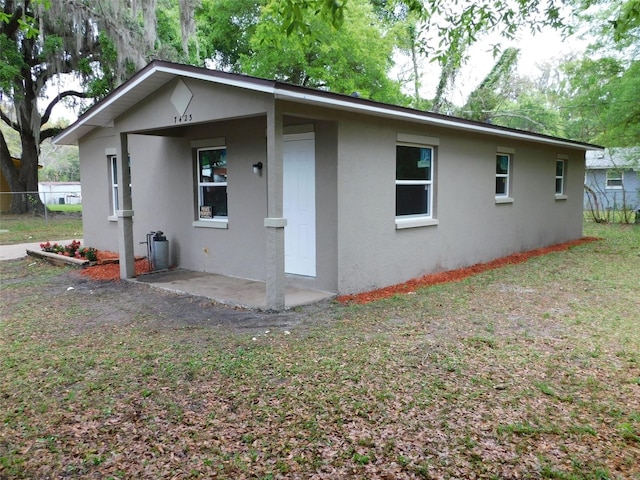 view of home's exterior