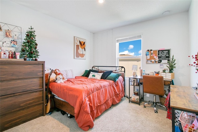 bedroom with carpet