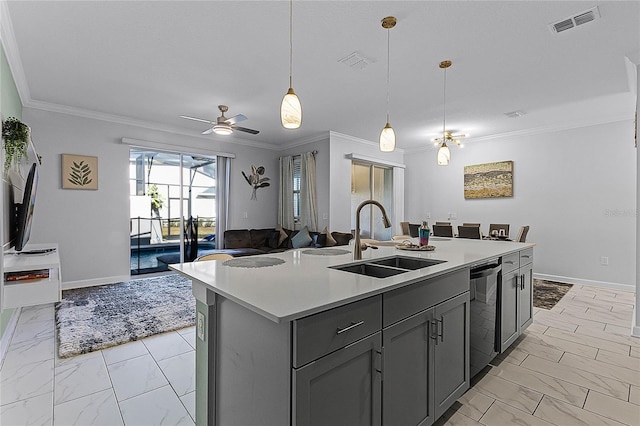 kitchen with gray cabinetry, ceiling fan, sink, a center island with sink, and dishwasher