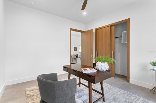 office area featuring ceiling fan