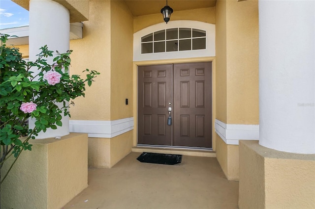 3362 Winchester Estates Cir, Lakeland, FL 33810 - property entrance featuring stucco siding