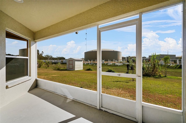 unfurnished sunroom with a healthy amount of sunlight