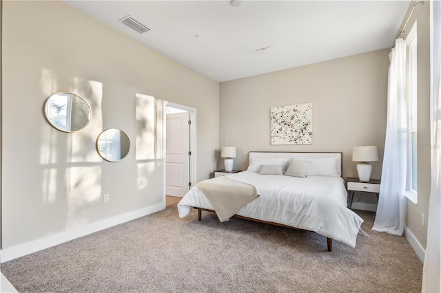 bedroom with carpet flooring