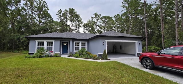 view of front of home with a front lawn