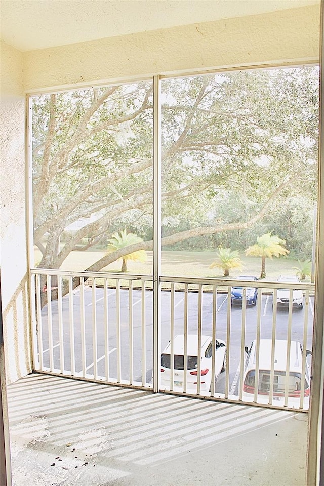 view of unfurnished sunroom