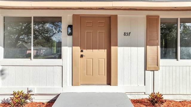 view of property entrance