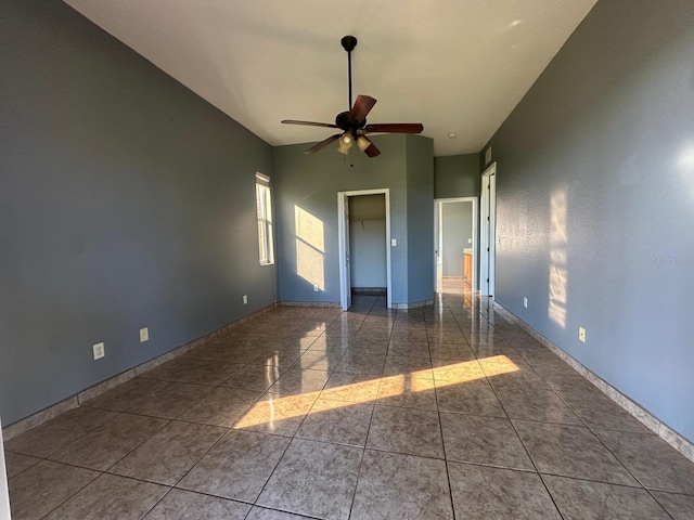 unfurnished room featuring ceiling fan