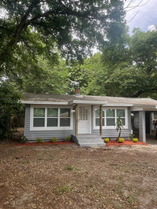 view of front of property