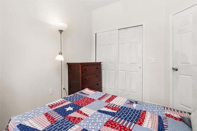 bedroom featuring a closet