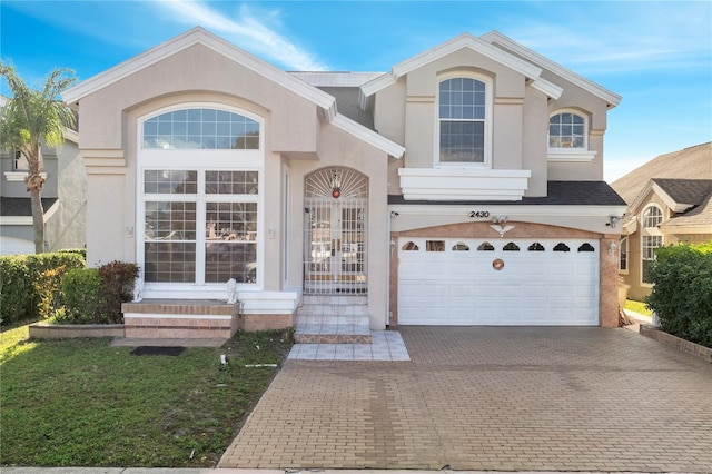 view of front of house featuring a garage