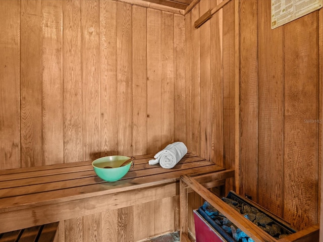 view of sauna / steam room