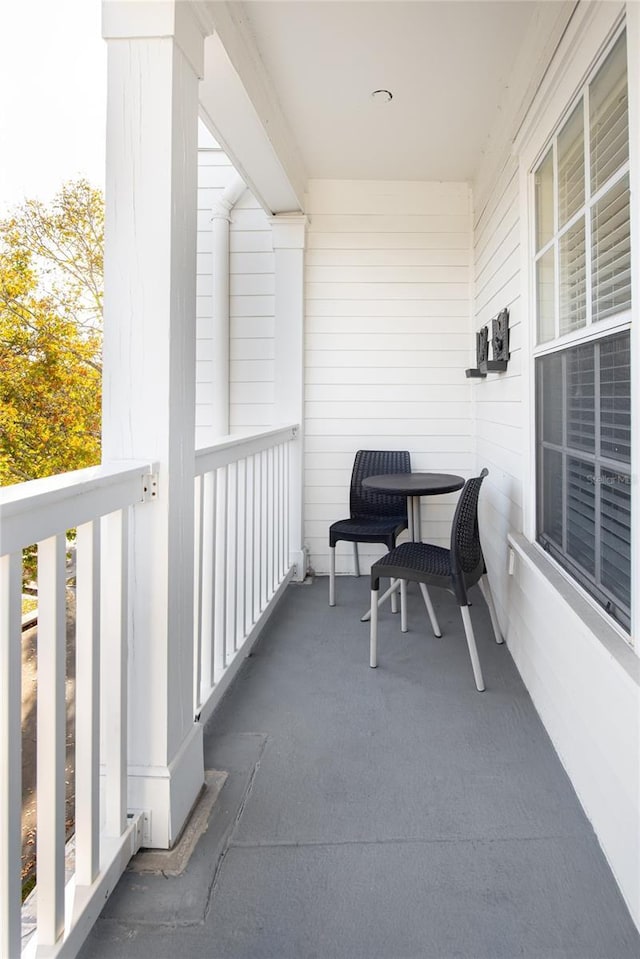 balcony with a porch