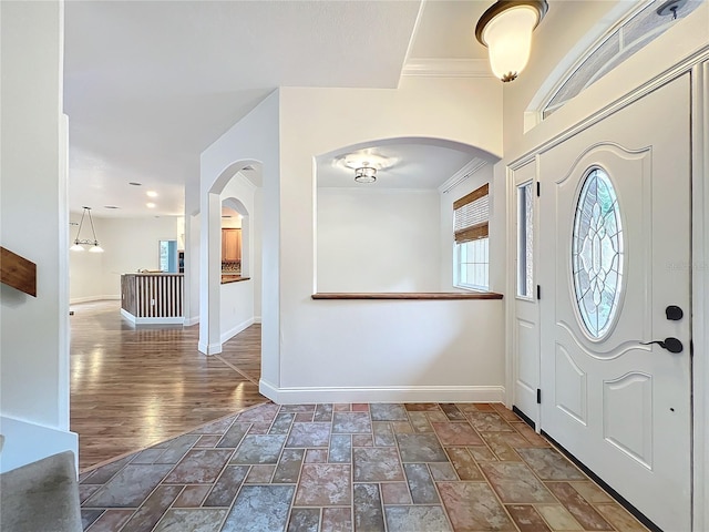 foyer with crown molding