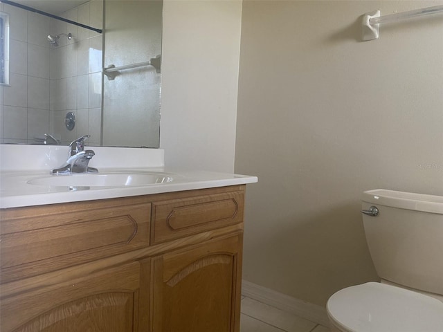 34 Pine Island Cir, Kissimmee, FL 34743 - bathroom featuring vanity, tile patterned flooring, and a shower