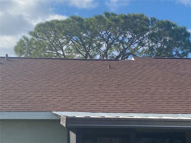 34 Pine Island Cir, Kissimmee, FL 34743 - exterior view of roof with shingles
