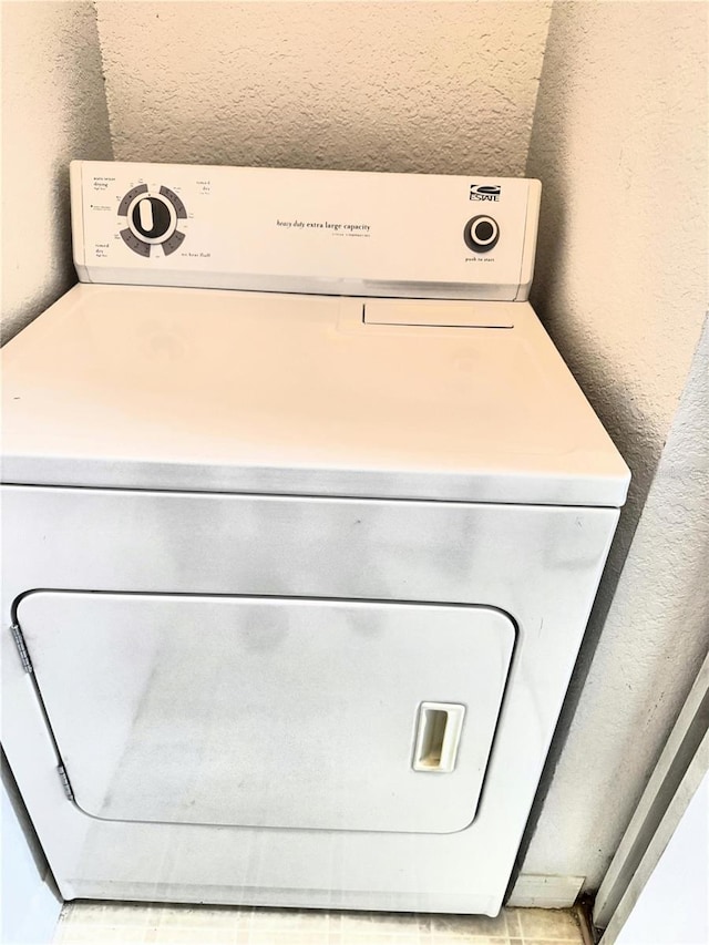 laundry area featuring washer / clothes dryer