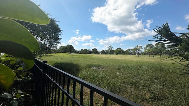 view of yard featuring a rural view