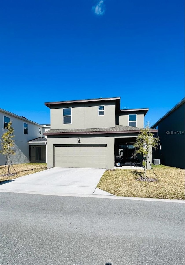 view of front facade with a garage