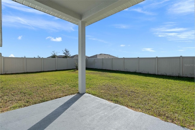 view of yard with a patio area