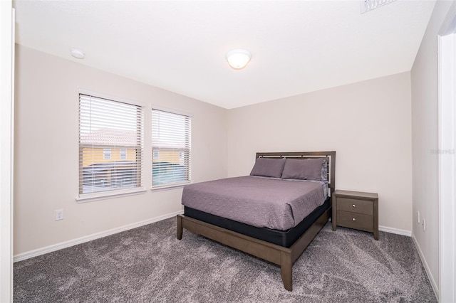 bedroom featuring carpet floors