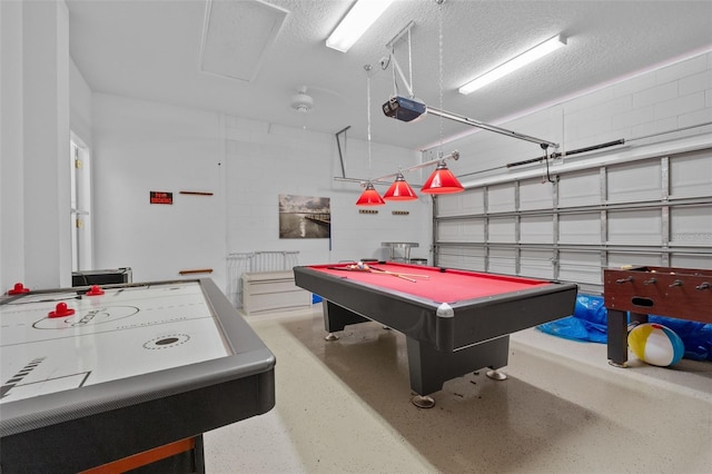 256 Lancaster Dr, Davenport, FL 33897 - rec room featuring pool table and a textured ceiling