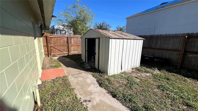 view of outbuilding