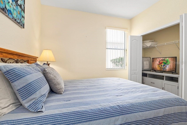 bedroom with a closet