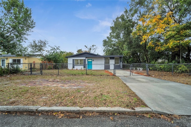 view of front of property