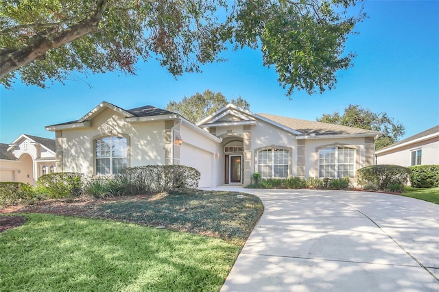 view of front of house with a front yard