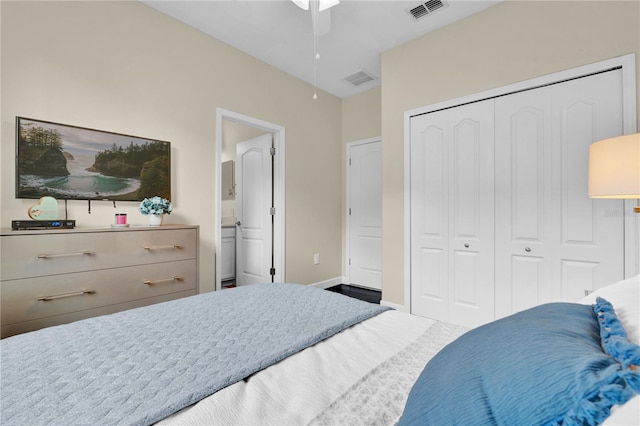 bedroom featuring ceiling fan, ensuite bath, and a closet