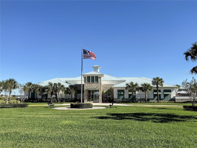 view of building exterior