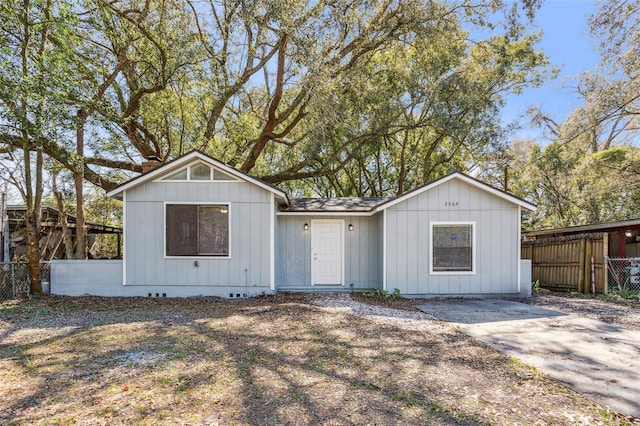 2568 Orchard St, Jacksonville, FL 32254 - photo 1