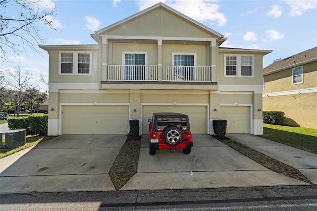 view of front facade with a garage