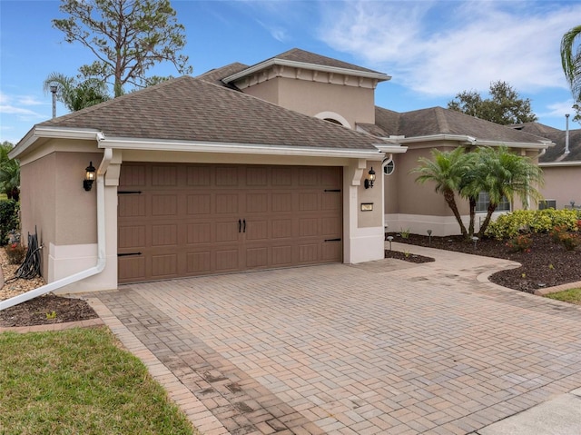 view of front facade with a garage