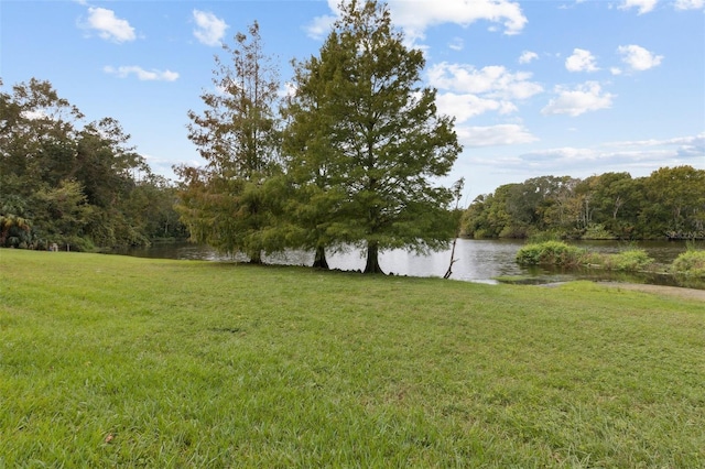 view of yard with a water view