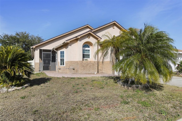 Listing photo 3 for 4525 Oakbrook Ct, Kissimmee FL 34746