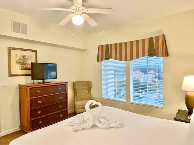 bedroom featuring ceiling fan