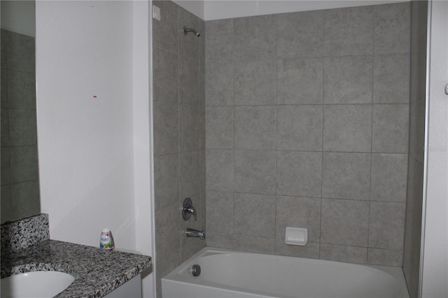 1280 Tupelo Trl, Haines City, FL 33844 - bathroom with tiled shower / bath and vanity