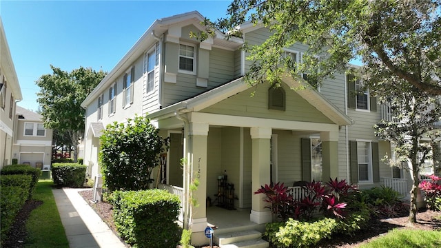 view of front of home featuring a porch