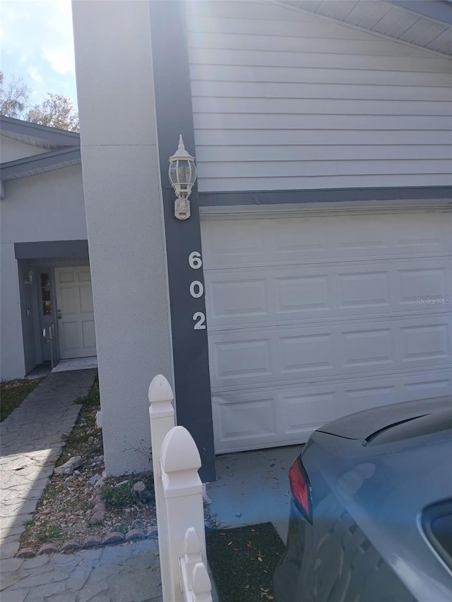 602 Caddy Dr, Kissimmee, FL 34759 - view of garage