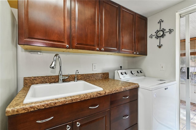 46 W Marbrisa Way, Kissimmee, FL 34743 - washroom featuring washer / clothes dryer and cabinet space