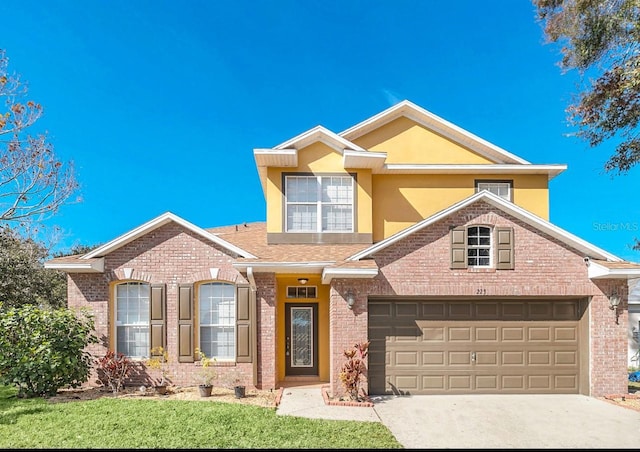 view of front property featuring a garage