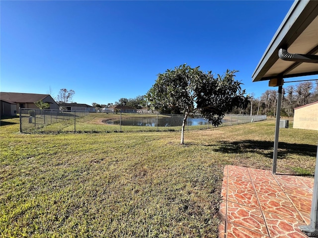 view of yard with a water view