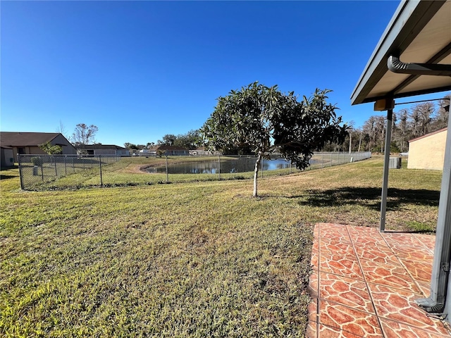 view of yard with a water view